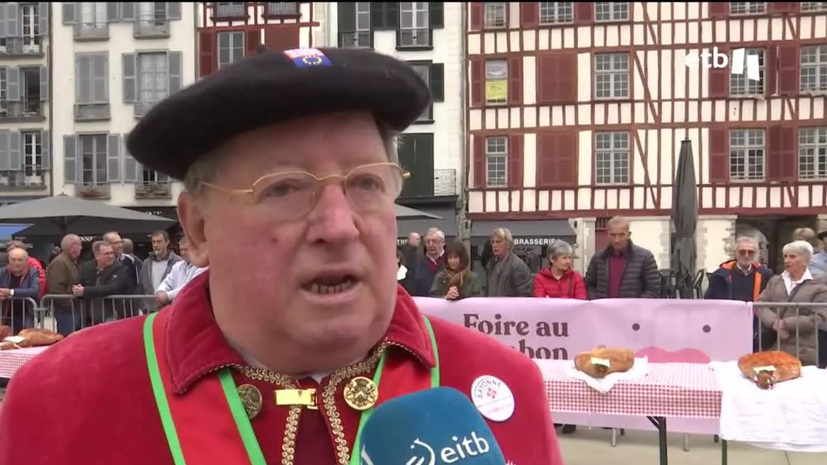 Feria del Jamón de Baiona. Imagen obtenida de un vídeo de EITB Media.