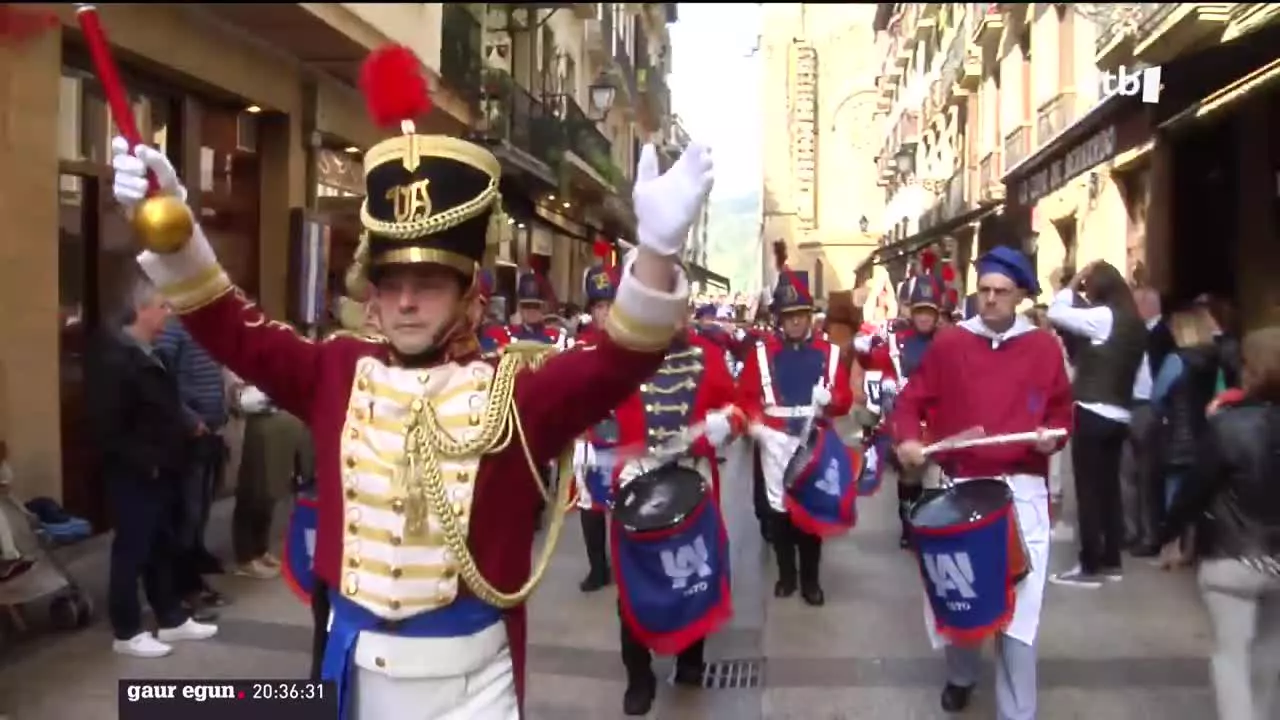 Gaur, pandemia garaian egin ezin izan zuten danborrada egin du Union Artesanak Donostian. Izan ere, duela bi urte egindako 150. urtemuga ospatzen ari dira. Horretarako, Irungo buru-handiak izan dute lagun.
