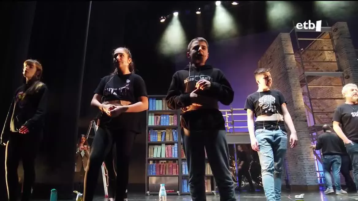 "Sutan" musikala. EITB Mediaren bideo batetik ateratako irudia.