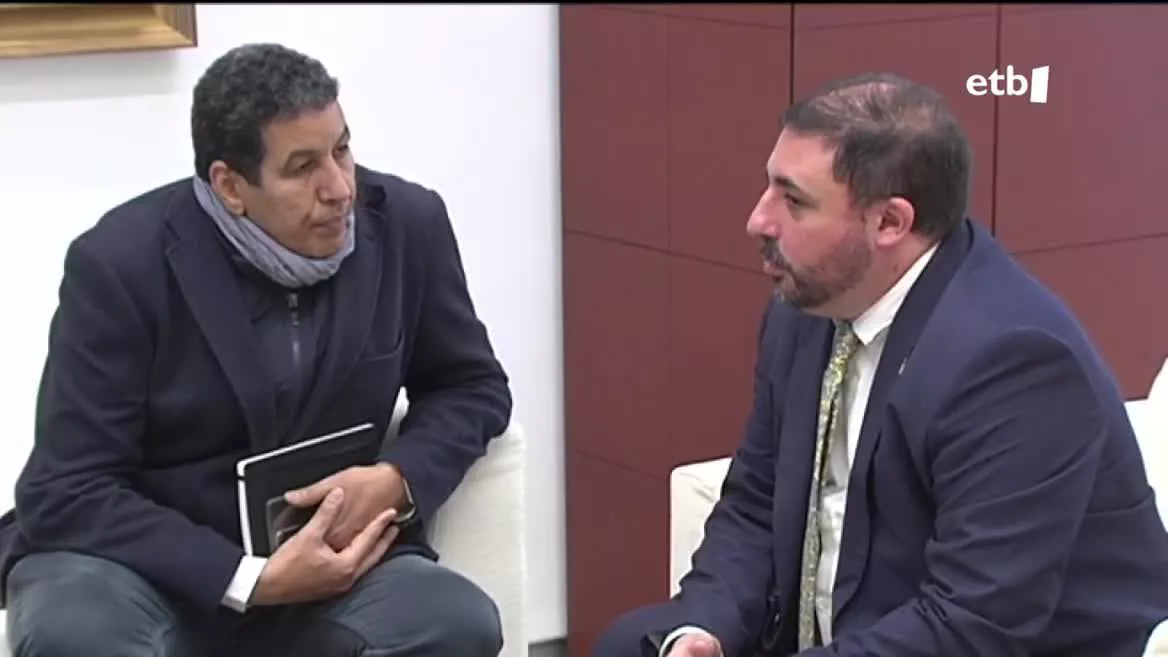 Abdulah Arabi eta Unai Hualde. EITB Mediaren bideo batetik ateratako irudia.