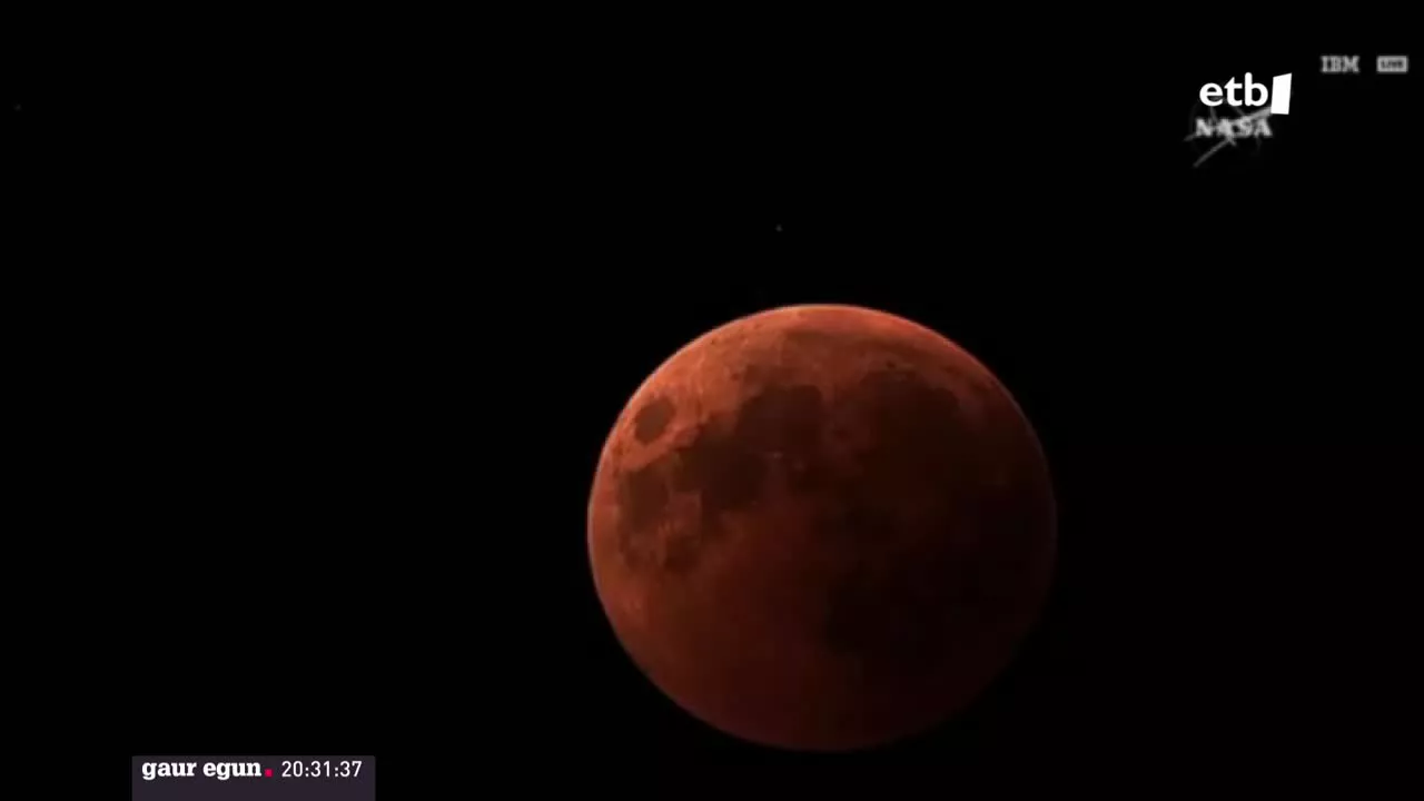 Goizeko 04:30etik aurrera, ilargi-eklipsea ikusi ahal izango da Euskal Herrian. Hori dela eta, NASA espazio-agentziak Arabako Iturrieta herria aukeratu du bertan dagoen teleskopioak hartzen duen irudia mundu zabalera hedatzeko.