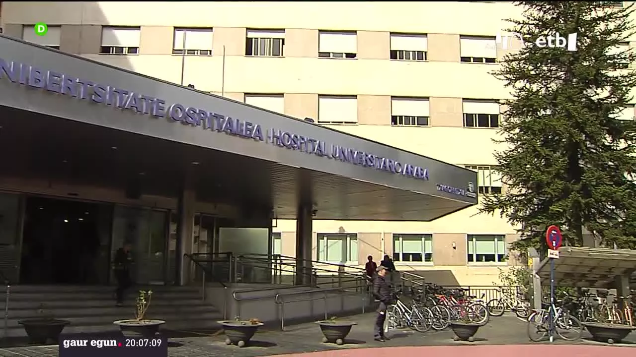 Osasunbidea quieren equipararse a los de Osakidetza