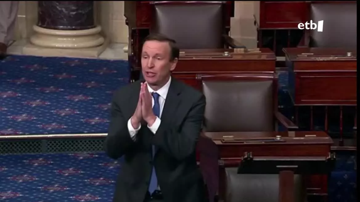 Chris Murphy demokrata. Agentzietako bideo batetik ateratako irudia.