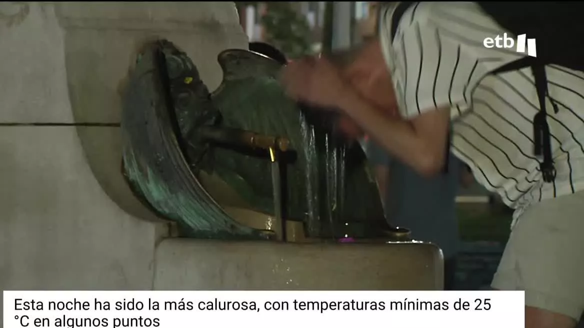 Ha sido una noche tropical. Por ejemplo, en Bilbao el termómetro marcaba 34º a las 22:00 horas, y apenas 2 grados menos horas después.