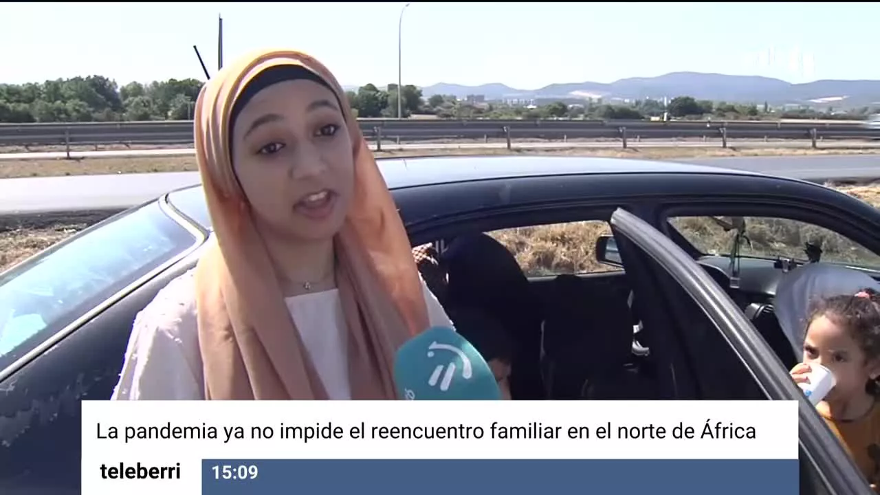 Muchas familias viajan ya dirección hacia el Estrecho de Gibraltar para cruzarlo y reencontrarse con los suyos en Marruecos, tras dos años con la frontera cerrada.