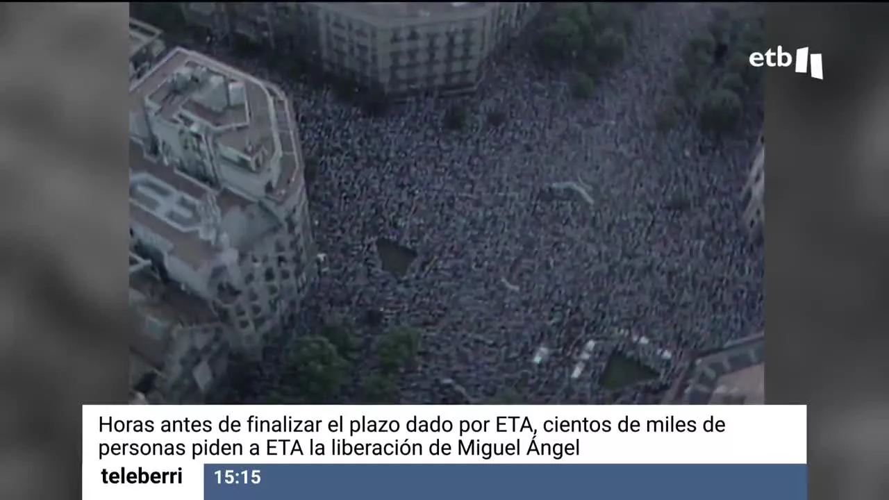 El secuestro y asesinato de Miguel Ángel Blanco generó una gran conmoción en el seno de la sociedad vasca. Durante tres días, miles de personas se unieron y salieron a la calle para decir a ETA y a quienes lo amparaban que ya era suficiente. Fue un clamor multitudinario.