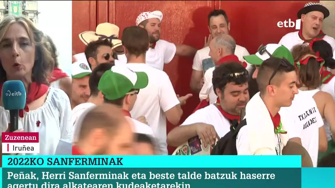 Enrique Maya alkatearen kudeaketa "negargarriarekin" haserre daude Iruñeko hainbat mugimendu eta, hori azaleratzeko, mobilizazio jendetsuak egin dituzte gaur, igandean, sanferminen erdian. Iluntzeko 22:30ean, gainera, txistualdia egingo dute udaletxearen aurrean.