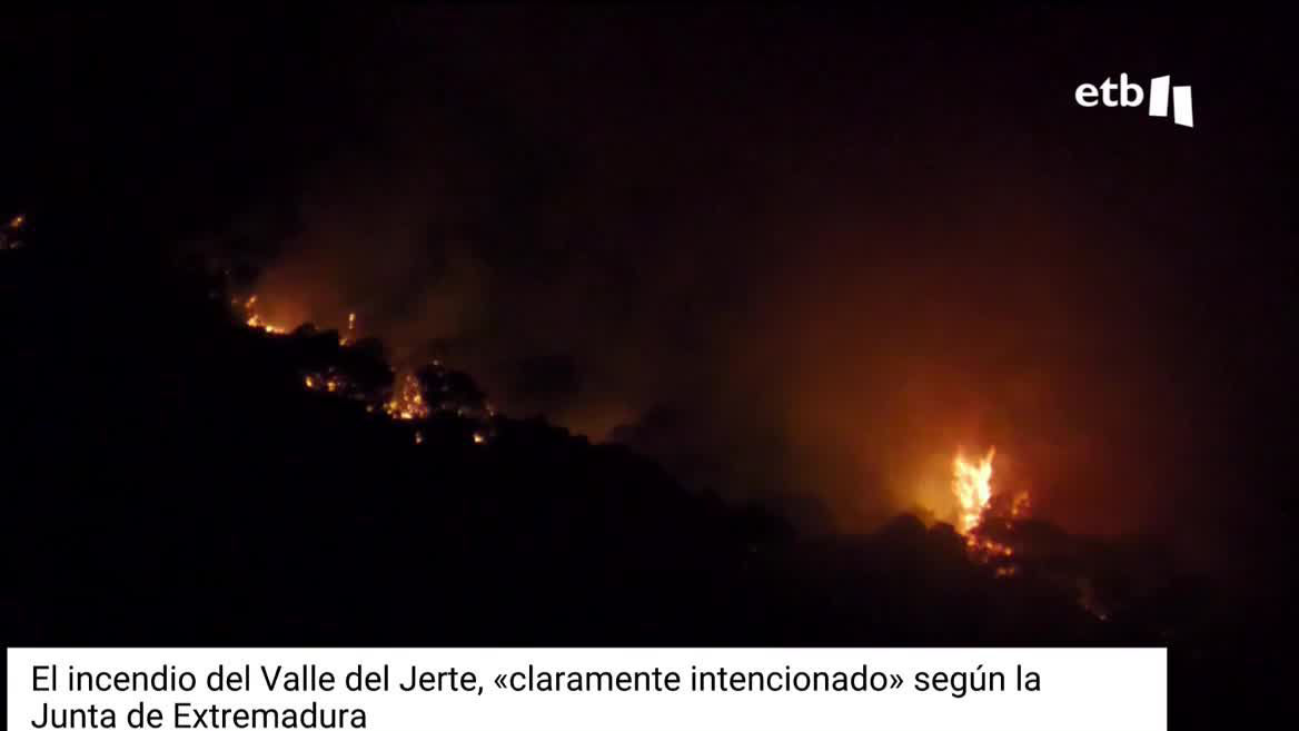 El último incendio comenzó anoche, en el valle del Jerte, alrededor de la Garganta de los Infiernos. El Gobierno de Extremadura está convencido de que fue provocado.