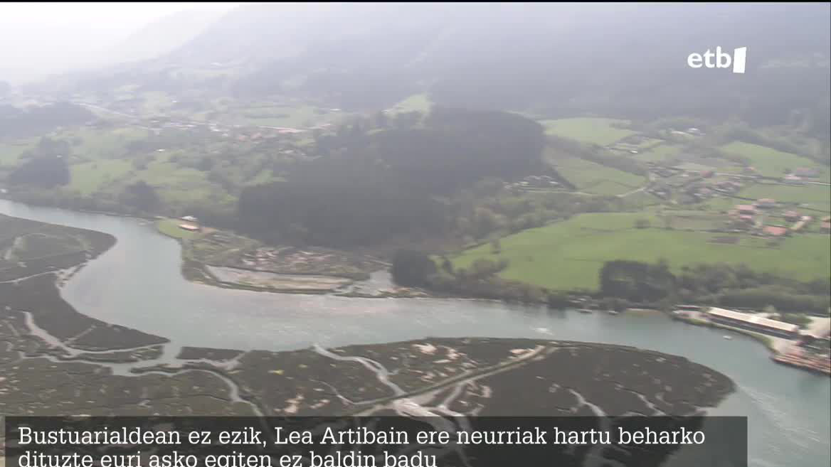 Busturialdeko 16 udalerritan neurriak hartuko beharko dituzte, ura beharrezkoa ez denean ez baliatzeko; izan ere, Bizkaian ez du euririk egin uztailean, eta udan defizitarioak izan ohi diren arroetako batzuk egiturazko eskasia egoeran gelditu dira.