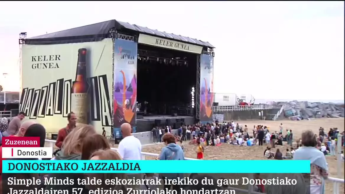 Vadim Neselovskyi pianista ukrainarraren kontzertuak eman dio hasiera, arratsaldean; gauean, berriz, Simple Minds taldea izango da Zurriolako agertokian.
