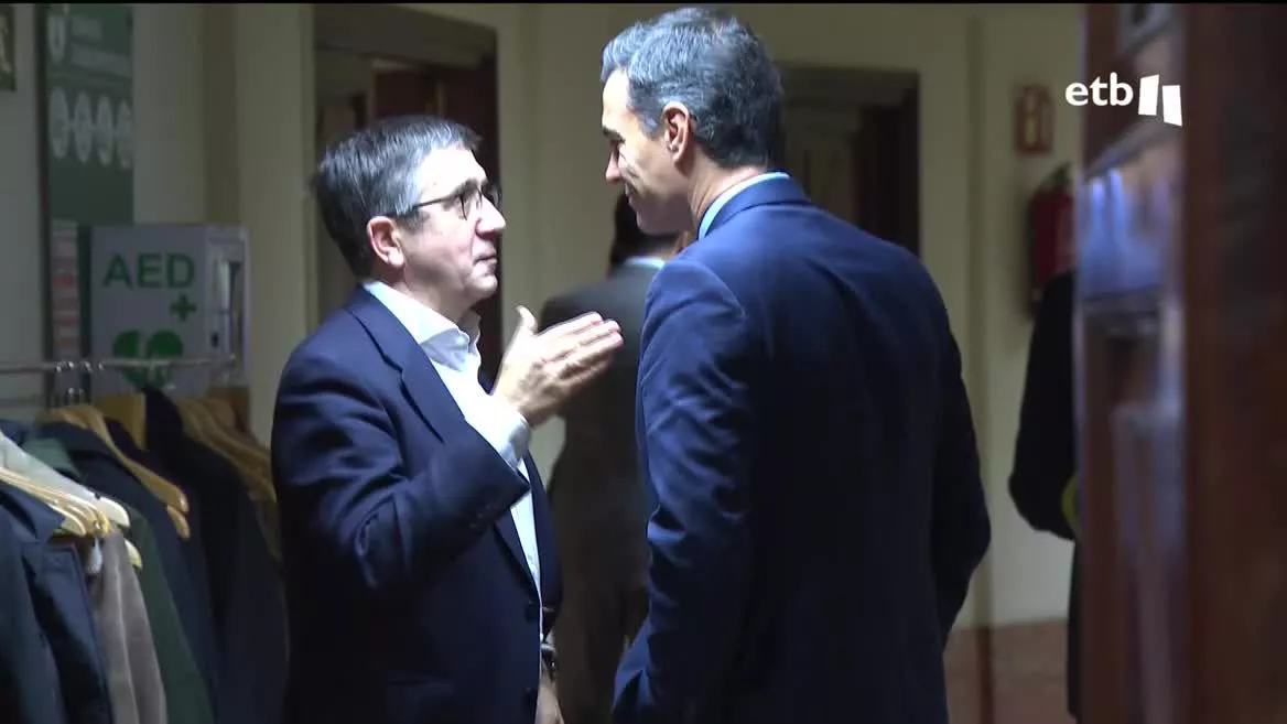 María Jesús Montero, actual ministra de Hacienda y Función Pública del Gobierno de España, será la número dos del PSOE, en sustitución de Adriana Lastra. La ministra española de Educación, Pilar Alegría, será la nueva portavoz del partido.