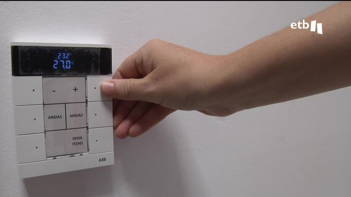 El Gobierno Vasco y el español están de acuerdo en la necesidad de regular el termostato para ahorrar energía y gas natural, limitando la calefacción y el aire acondicionado, tanto en verano como en invierno.