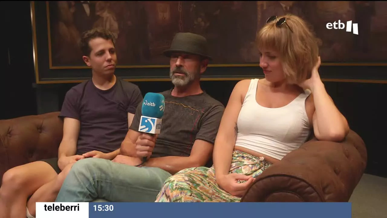Koldo Olabarri, Joseba Apaolaza y Ainhoa Etxebarria.