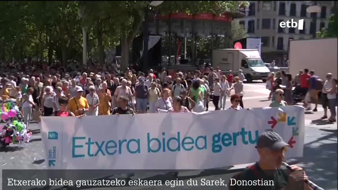 Etxerako bidea gauzatzeko eskaera egin du Sarek, martxan, larunbat honetan.