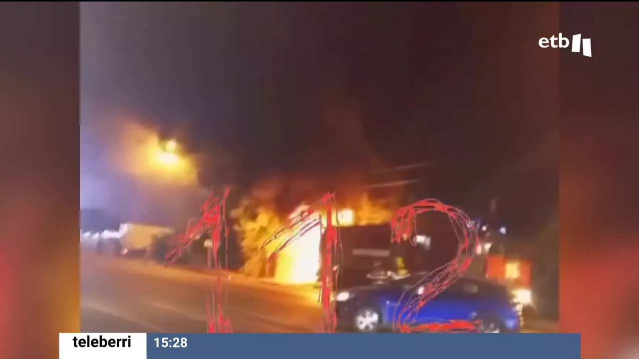 Momento del ataque. Una foto sacada de un vídeo de EITB Media.