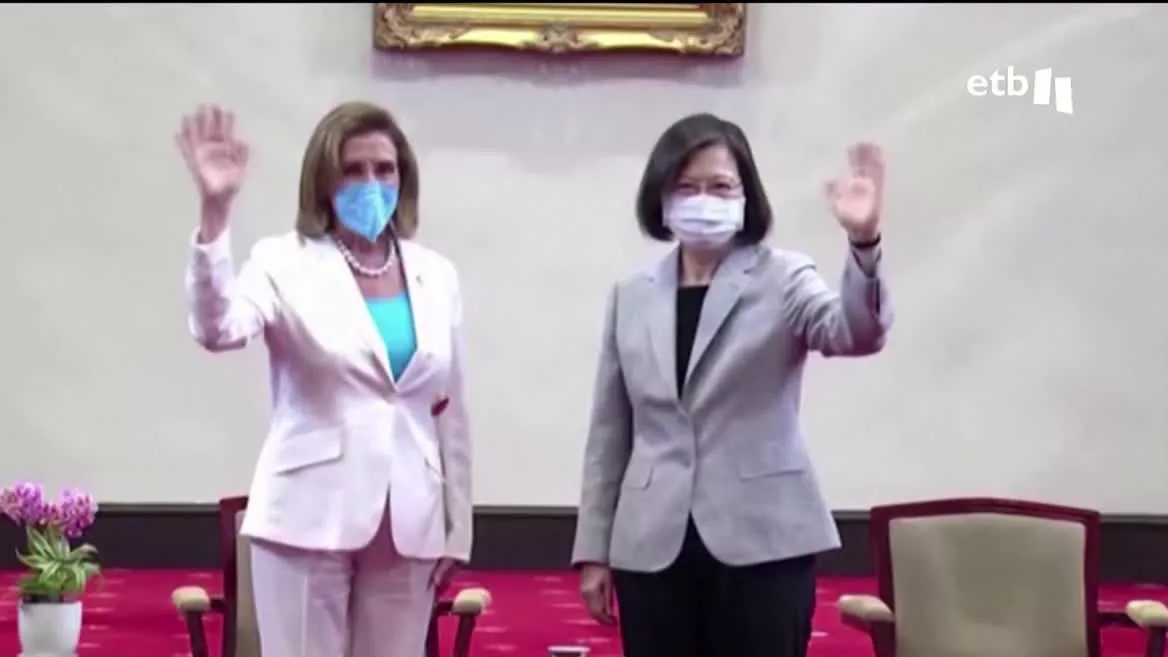 La relación con China, que considera todo esto una provocación, cada vez es más complicada, en consecuencia. En teoría, EE. UU. no reconoce la soberanía de Taiwán, pero los acontecimientos de las últimas semanas indican lo contrario.