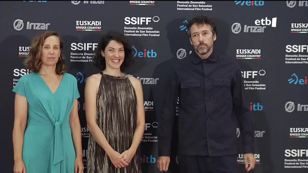 Hamar ekoizpen lehiatuko dira aurten Euskal Zinemaren Irizar Sarirako. Horietatik, EITBk 11 filmetan parte hartu du. Aurten, gainera, EITBk lehen aldiz eskainiko du Euskal Zinemaren Gala, ETB1en, ohiko EITB Galaz gain.