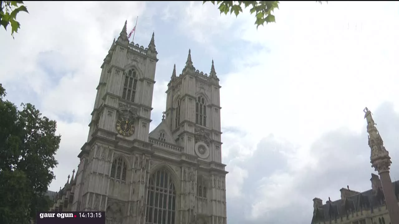 Westminsterreko abadia, gaur eguerdian.