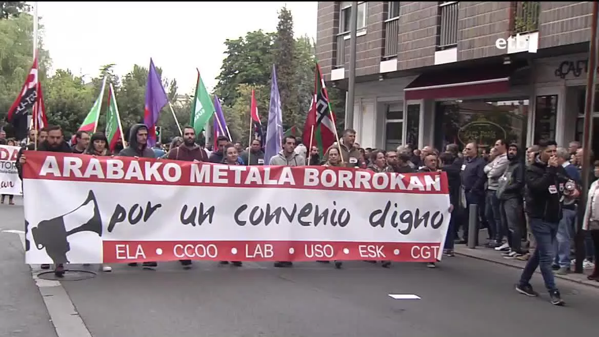 Langileen protesta bat. EITB Mediaren bideo batetik ateratako irudia.