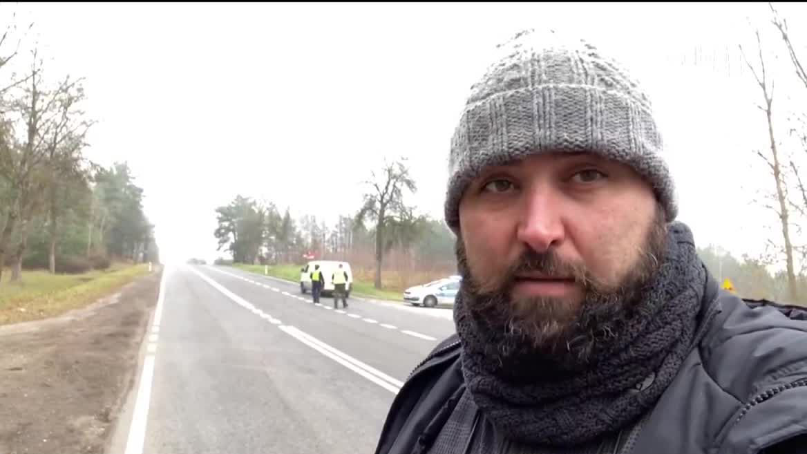 El periodista Pablo González lleva ya casi siete meses presos en Polonia acusado de ser espía ruso. Hasta el momento no han aportado ninguna prueba. Hoy, directores de varios medios de comunicación de Euskal Herria han denunciado la situación de González.