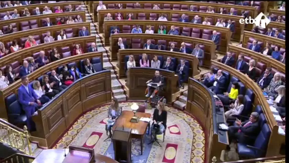 En la sesión de control del Congreso de los Diputados, el Gobierno de España y los partidos del bloque de la derecha han chocado, este miércoles, por los PGE aprobados este martes.