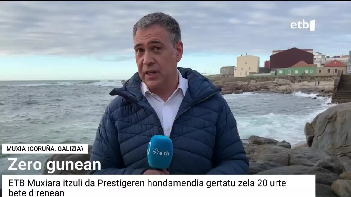 Juan Carlos Etxeberriak Galiziatik bizi izan zuen Prestigeren hondamendia. Orain, hara itzuli da.
