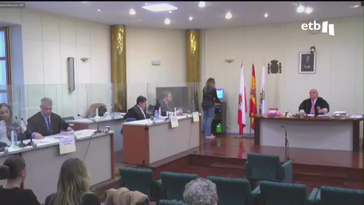 El fiscal del caso del 'cráneo de Castro Urdiales' ha elevado a definitivas sus conclusiones en la penúltima jornada del juicio contra Carmen Merino, acusada de decapitar a su pareja, Jesús María Baranda, y para la que pide 25 años de cárcel por asesinato con alevosía.