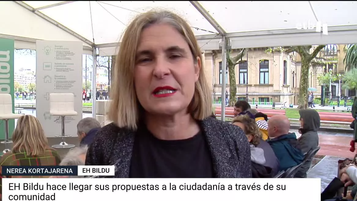 La coalición independentista ha llevado a cabo hoy una acción de comunicación por pueblos y ciudades para hacer llegar a la ciudadanía su pacto de bienestar compuesto por 10 propuestas.