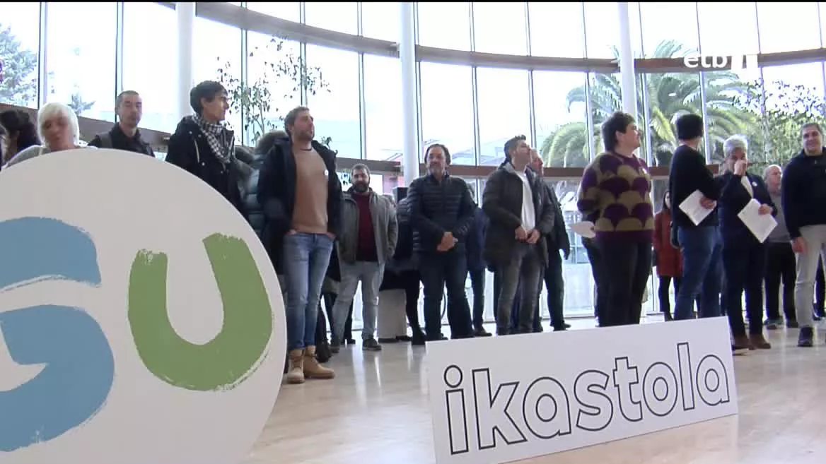 En plena tramitaciín de la nueva Ley de Educación, han dejado claro que su objetivo es un sistema educativo "propio", y, en ese camino, insisten en dejar a un lado las polémicas y buscar, en cambio el consenso entre todos los agentes.