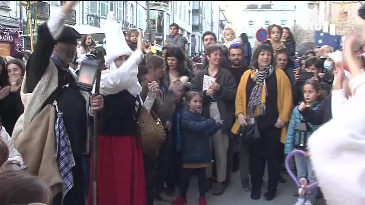 Olentzero y Mari Domingi en Baiona