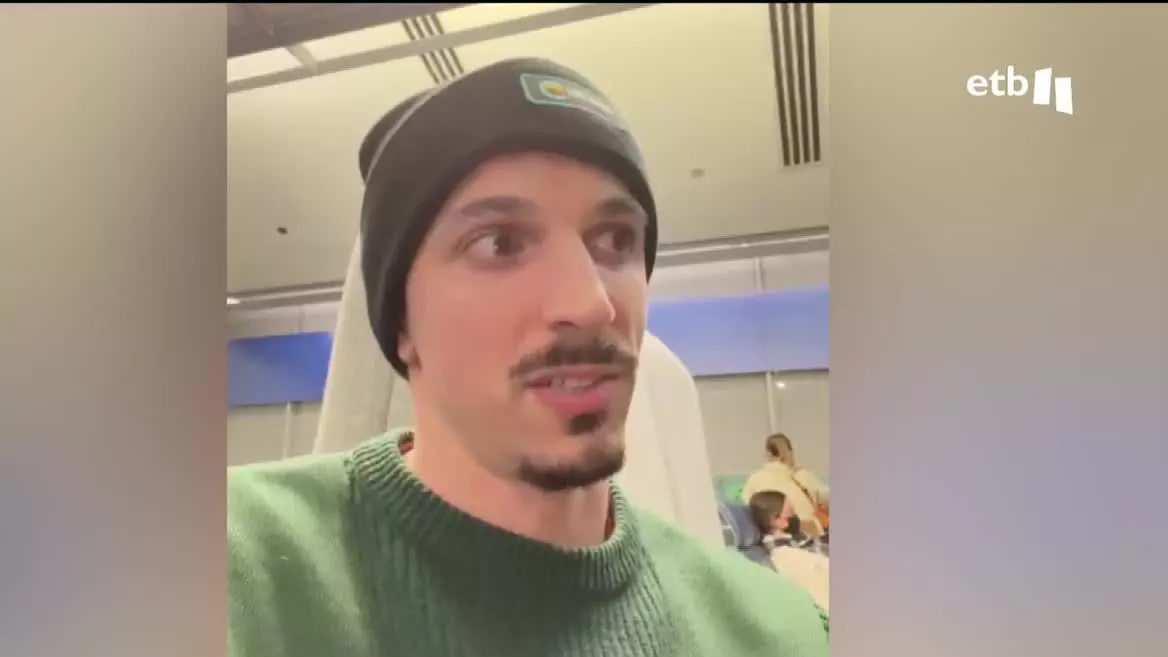 Asier, en el aeropuerto de Chicago.