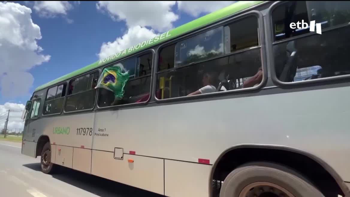 En Brasil, mientras continúan las investigaciones, se han disparado todas las alertas por nuevas convocatorias de manifestaciones por parte de los bolsonaristas y se han reforzado las medidas de seguridad en todo el país. Mientras,  600 personas que estaban detenidas han sido liberadas.