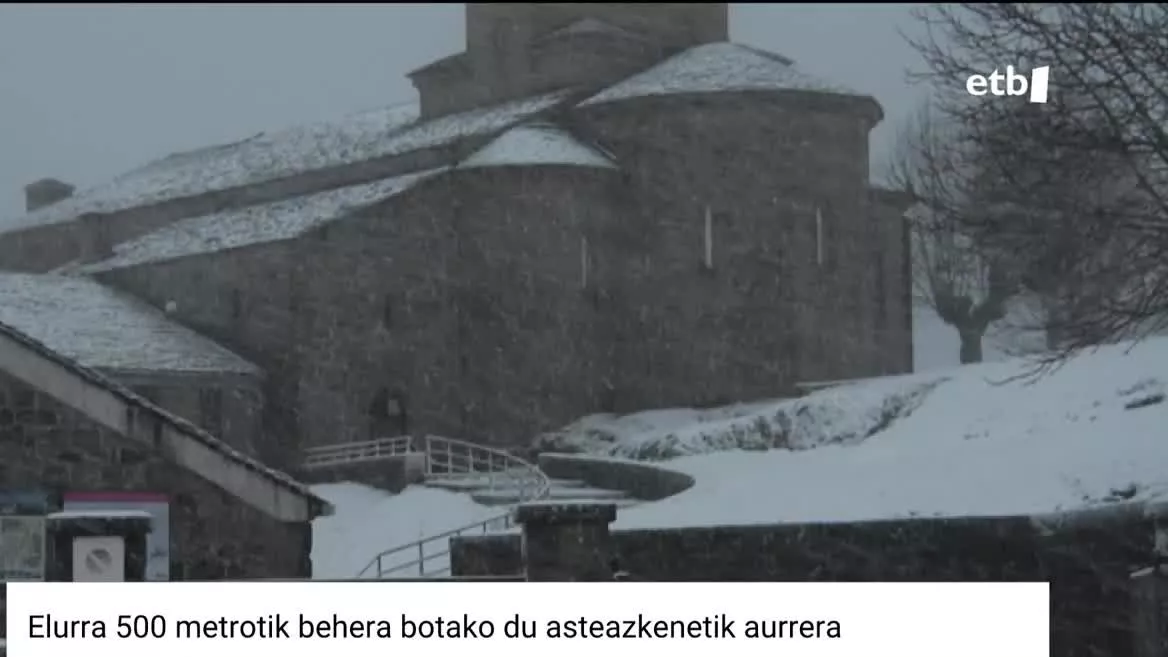 Igandetik aurrera eguraldia desegonkortu egingo da. Astelehen eta asteartean euria izango da protagonista, asko botako du; 5 egunean 200 litro pilatu daitezke puntu askotan. Asteazkenean, eta ostegunean batez ere, nabarmen hoztuko du eta elurra egingo du 200-400 metrotik gora.