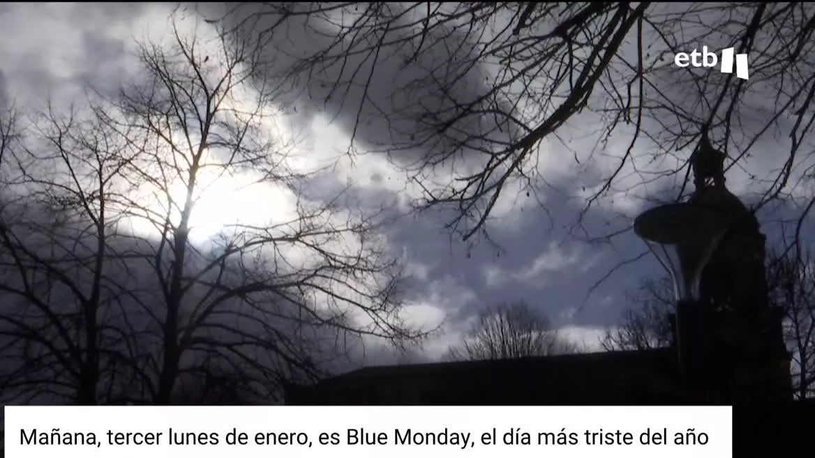 El psicólogo británico Cliff Arnall lo nombró en 2005 como Blue Monday el tercer lunes de enero; concluyó que es el día más triste del año mediante una fórmula matemática. Curiosamente, mañana es también el Día Internacional de la Croqueta.