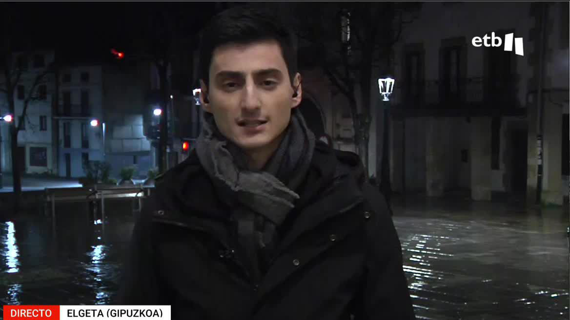 El presentador de Eguraldia nos explica la previsión del tiempo para las próximas horas desde Elgeta.
