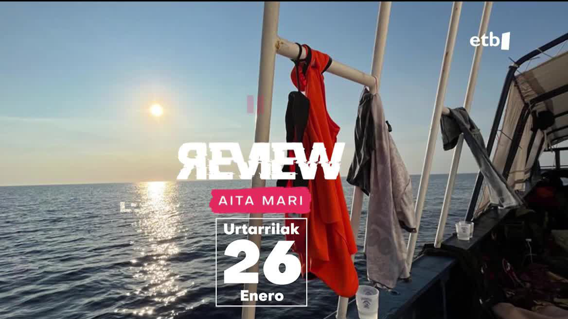 EITBren apustu berrian, Aita Mari ontzian bizitako esperientziak ekarriko ditugu gogora, eta erreskatutako migratzaileekin berriro konektatzeko aukera ere izango dugu. Datorren ostegunean estreinatuko da, baina asteazkenean aurre estreinaldia izango da EITBren Bilboko egoitzan.
