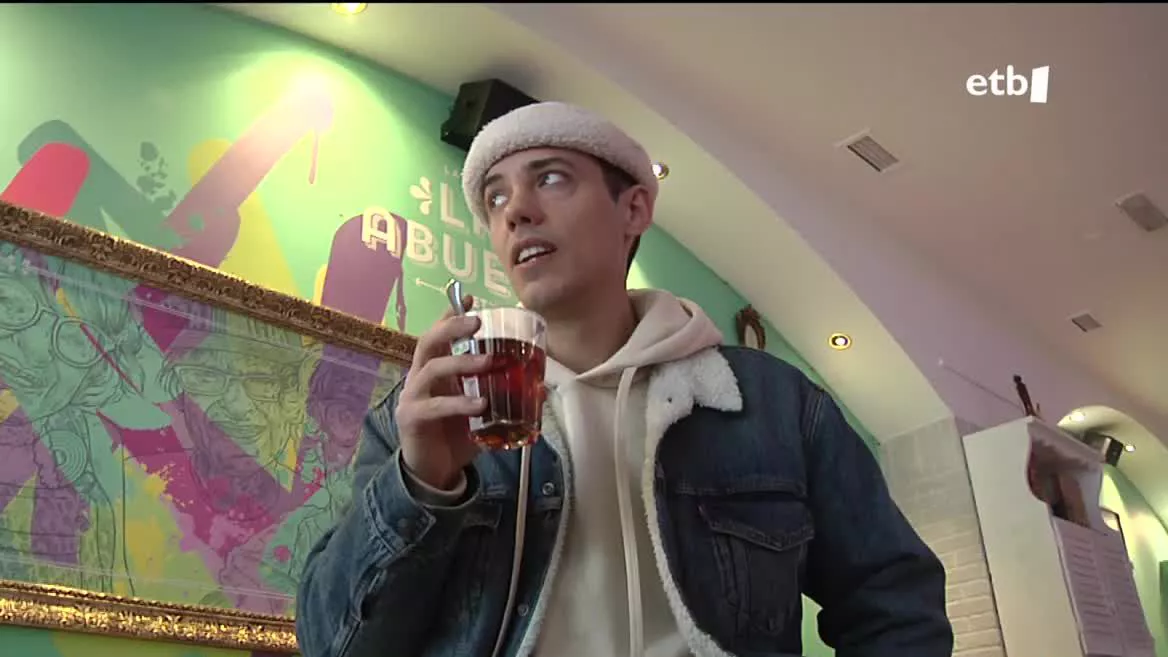 Duela hamarkada bat hasi zen Leroy Sanchez YouTube-ra bertsioak igotzen, eta egun konpositore arrakastatsua da: Eurovisionera ere iritsi da.