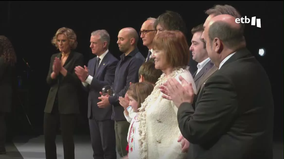 El doctor Mikel Sánchez, la líder del partido Sueño de Georgia Irakli Kokakhidze, Aspace Gipuzkoa, la Orquesta Sinfónica de Bilbao y asociaciones solidarias con Ucrania también han sido premiadas.