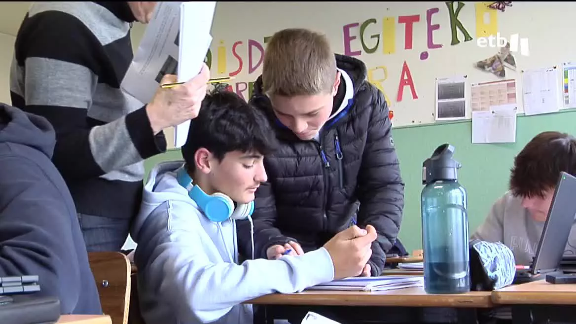 La detección es el primer paso, y después, responder a las necesidades del alumnado, como su ritmo de estudio. Un 15 % del alumnado podría tener altas capacidades, y el Gobierno Vasco trabaja en un protocolo de detección.