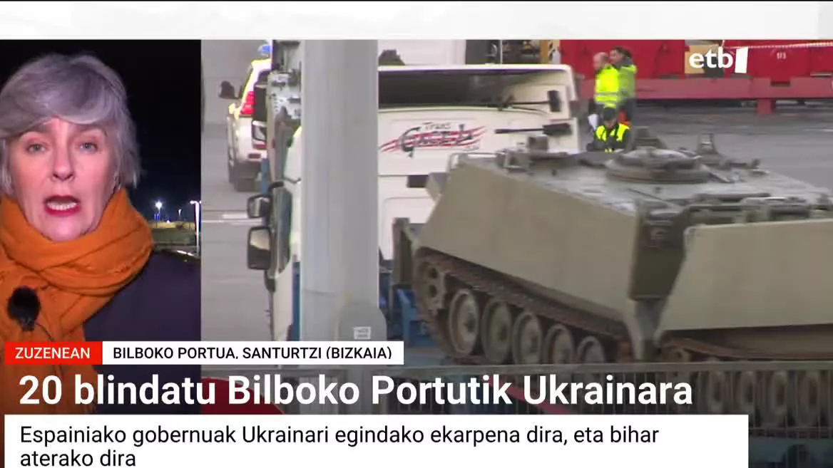 Espainiako Gobernuak oraindik ez ditu prest Leopard 2 motako tankeak, baina bai beste mota bateko blindatuak, eta astelehen honetan bidaliko ditu Ukrainara, Bilboko portutik abiatuta.