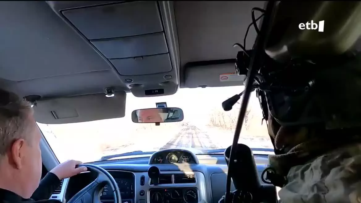 Ukrainako gerran, Leopard tankeen bidalketen ondorioz, erasoak areagotu egin dira Donbass eskualdean azken asteotan. Donetsen, Bajmut hiria kontrolatu nahian aurrera egiten jarraitzen du Errusiak. Andoni Lubaki lankideak Bajmutetik jarraitu du egoera.