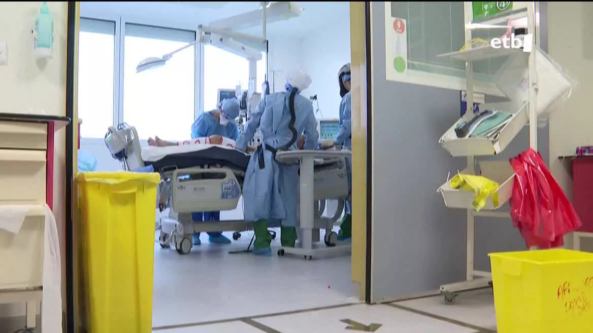 Orotara 67 botulismo kasu atzeman dituzte orain arte Europan, gehienak Alemanian.