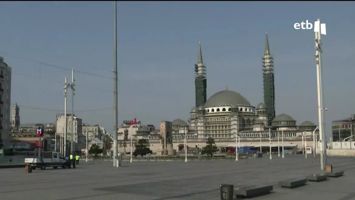 Al parecer, todos tienen en común que viajaron a Turquía para inyectarse bótox en el aparato digestivo, un tratamiento para adelgazar que no se realiza aquí, ni en todo el mundo. Turquía investiga lo ocurrido.
