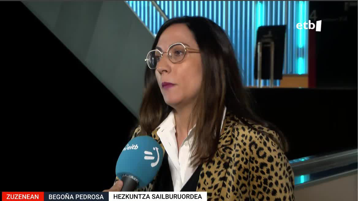 Hezkuntza eremuan suizidio jokabidea hautemateko, esku hartzeko eta prebenitzeko prestakuntza jasoko du Barakaldoko BECek gaurtik ostiralera bitartean, Hezkuntza Sailak antolatuta. 1.800 irakasle eta ikastetxeetako ordezkari bertaratuko dira, "egoera zaurgarrian daudenak" identifikatzen ikasteko.