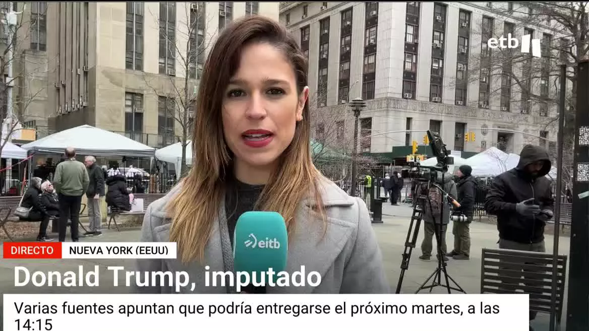 El expresidente de Estados Unidos, Donald Trump, ha sido imputado por el gran jurado de Nueva York en el marco de la investigación en su contra por el pago secreto a la actriz de cine porno Stephanie Clifford, conocida como Stormy Daniels, para comprar su silencio.
