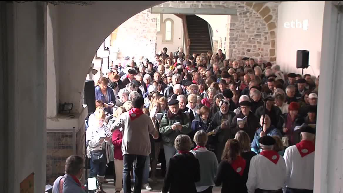 Lapurdiko hiriburura joan dira Iruñeko, Bilboko eta Donostiako musikariak ere.