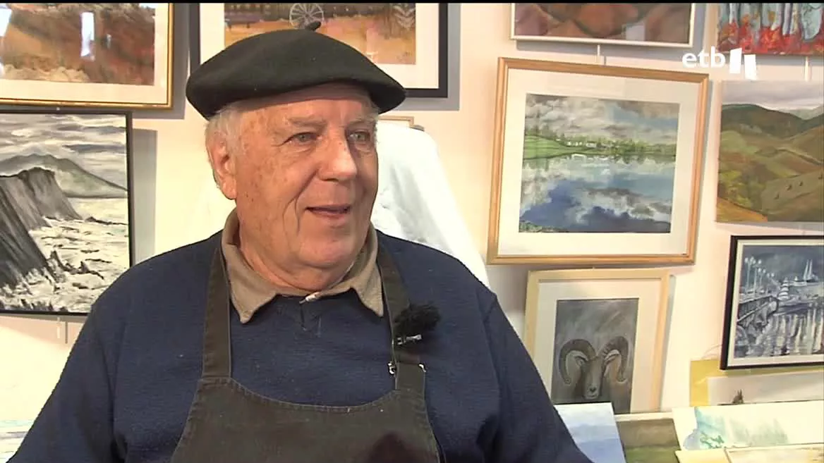 Laurent Petrikorena era carnicero, y al jubilarse se volcó en la pintura, su gran pasión. Acaba de cumplir 80 años y para celebrarlo ha decidido donar todos su cuadros a cambio de la voluntad. El dinero recaudado, lo donará a las asociaciones que trabajan parar ayudar a los migrantes.