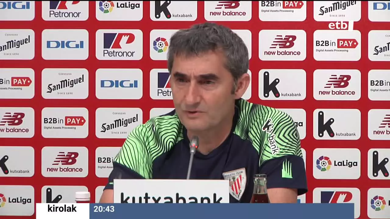 Athleticek Vila-realen aurka jokatuko du larunbatean. Zuri-gorriek Europara sailkatzeko lehiari eutsi nahi diote, eta horretarako ezinbestekoa dute hurrengo neurketa irabaztea, arerio zuzen baten aurka. Bilbotarren entrenatzailearen esanetan, lor dezaketela sinetsi behar dute jokalariek.