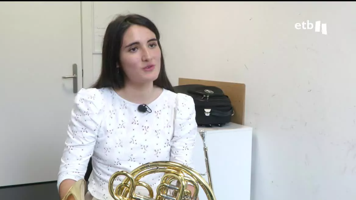 La mayoría de las nuevas incorporaciones, el 70%, son mujeres. Para los y las menores de 25 años esta es una oportunidad única para tener su primera experiencia profesional en una orquesta. La gira comenzará en julio.