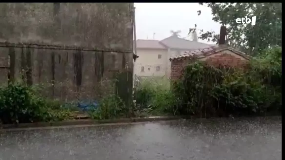 Azken herri txiki horretan hiru bider izan dituzte uholdeak azken hilabetean. Azken aldiz, joan den asteburuan bertan.